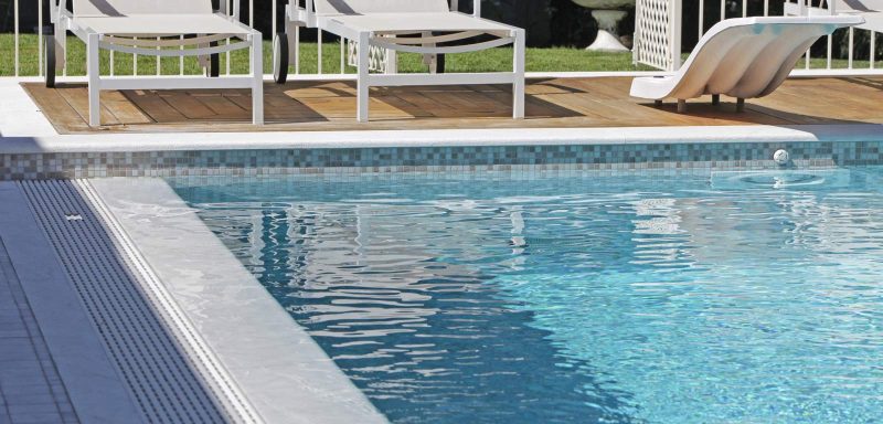 canale di sfioro trilogy con spiaggetta lunga e griglia