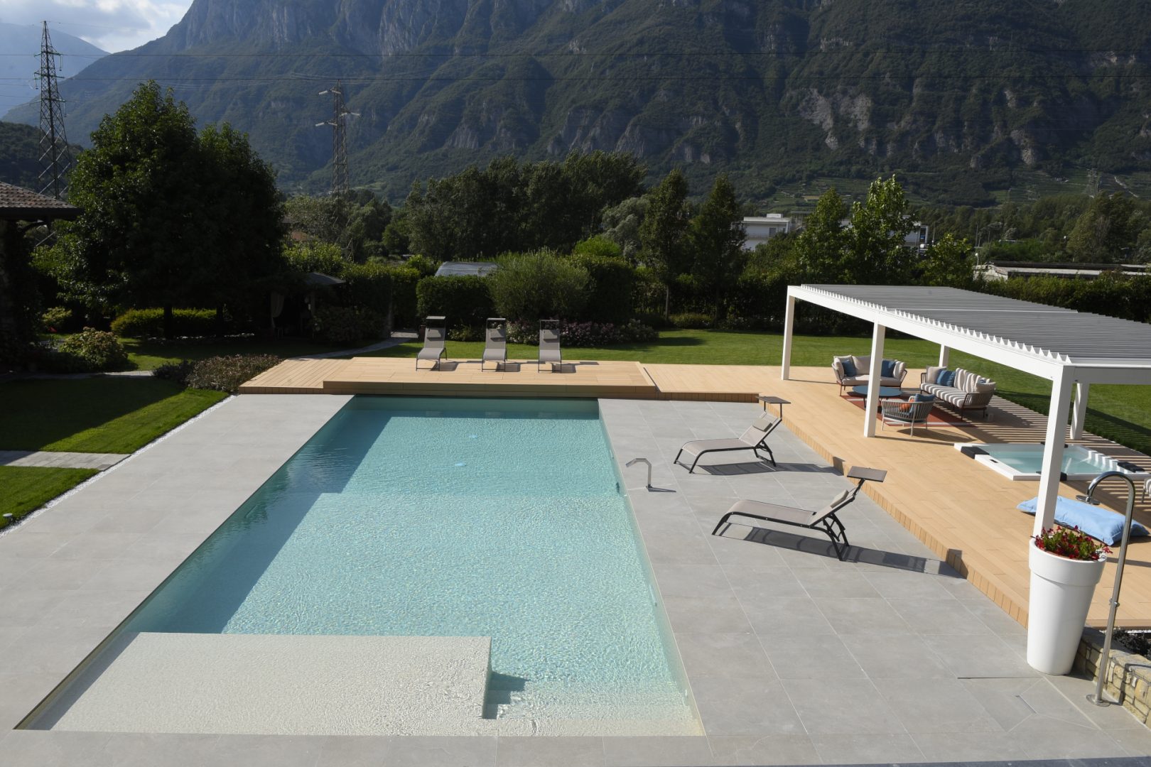 Piscina per il relax a Esine