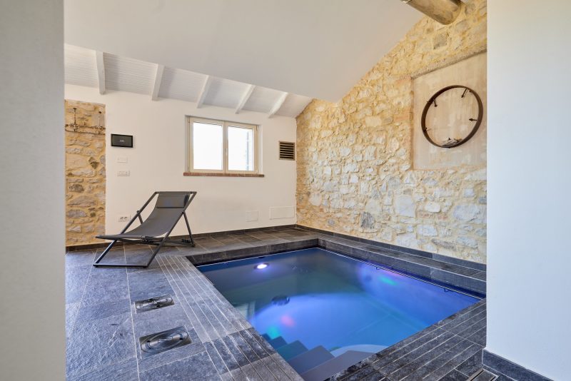 Minipiscina in villa | Piscine Castiglione