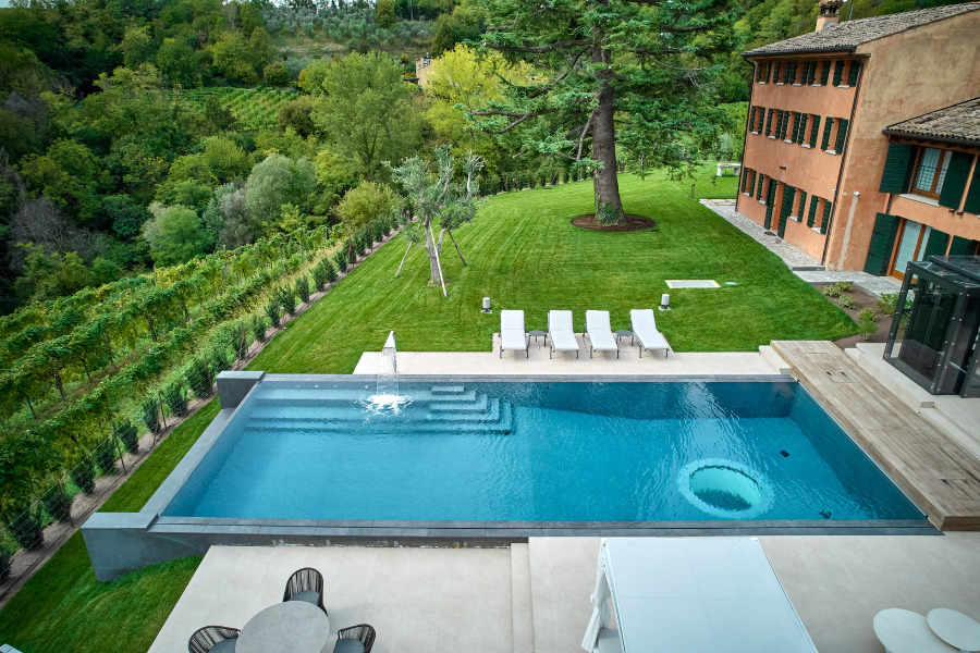 Piscina risparmio energetico | Piscine Castiglione